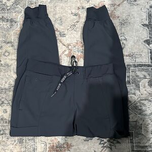 Med Couture Jogger Scrub Pant